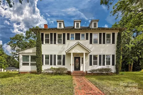 Exterior - 402 E Arch St, Lancaster, SC 29720 photo 1 of 9