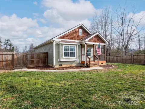 508 Fanning Bridge Rd, Fletcher, NC 28732