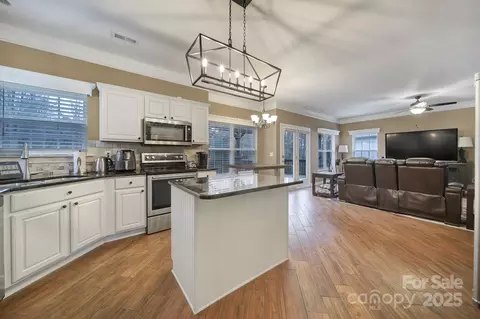 Kitchen - 7721 Sedgebrook E Dr E, Stanley, NC 28164 photo 3 of 3