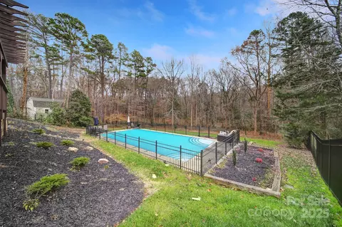 Exterior - 7721 Sedgebrook E Dr E, Stanley, NC 28164 photo 6 of 6