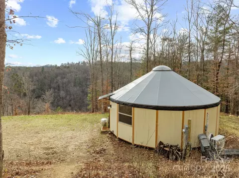 401 Nc Hwy 251 Hwy, Marshall, NC 28753