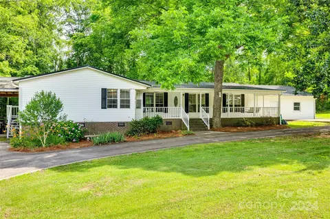 2560 Goins Ln, York, SC 29745