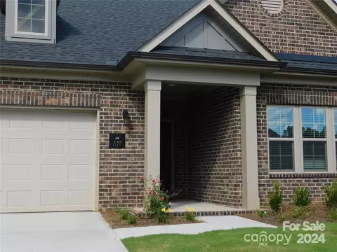 319 Lifestyle 16 Ct #16, Cramerton, NC 28056
