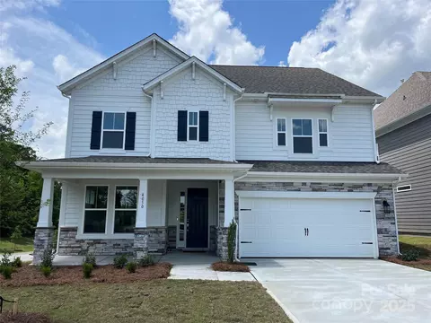 4050 Caymen Bay Ct, Tega Cay, SC 29708