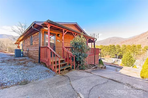 59 Enchanted Way, Maggie Valley, NC 28751