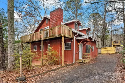 10 Bowers Rd, Black Mountain, NC 28711