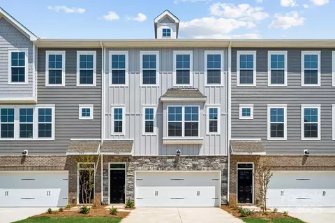 7108 Brookview Ln, Sherrills Ford, NC 28673