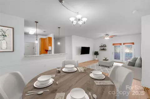 9105 Mcdowell Creek Ct, Cornelius, NC 28031