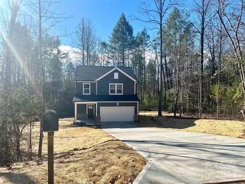 1846 Ford Ln, Morganton, NC 28655