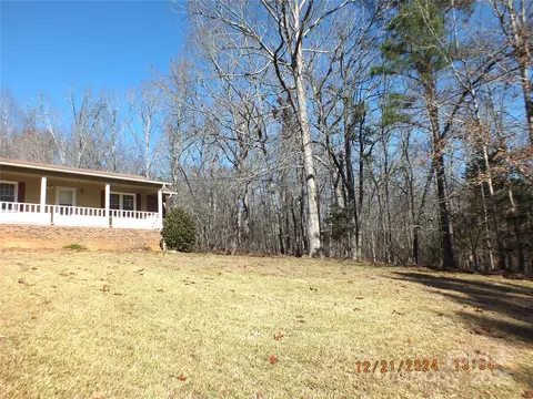 Exterior - 1857 Williams Cir, Lancaster, SC 29720 photo 3 of 6