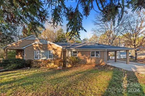 634 Colston St, Albemarle, NC 28001