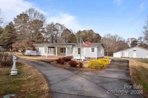 1540 E Ridge Rd, Salisbury, NC 28144 photo 3