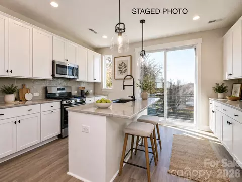 912 Callahan Eqx1665 St #EQX1665, Charlotte, NC 28206