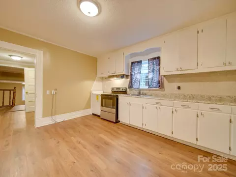 Kitchen - 523 Fox Ave, Chester, SC 29706 photo 3 of 3