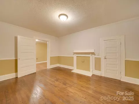 Living - 523 Fox Ave, Chester, SC 29706 photo 1 of 18