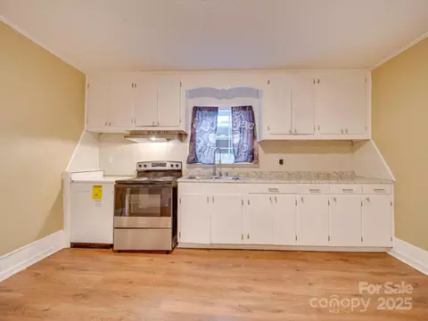 Kitchen - 523 Fox Ave, Chester, SC 29706 photo 1 of 3