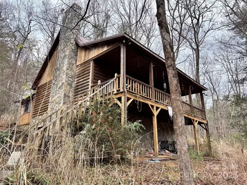 1454 Ohennesy Ln, Lenoir, NC 28645