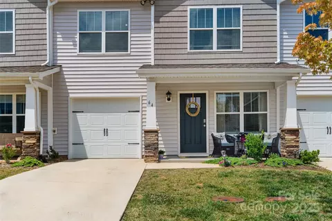 64 Benedict Ln, Weaverville, NC 28787