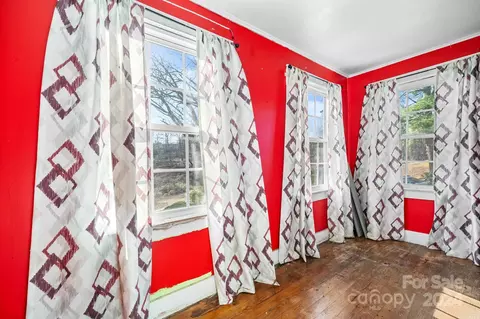 Bedroom - 811 Markham Rd, Tryon, NC 28782 photo 1 of 5