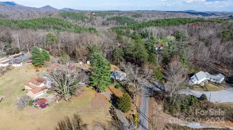 View/Area - 811 Markham Rd, Tryon, NC 28782 photo 3 of 5