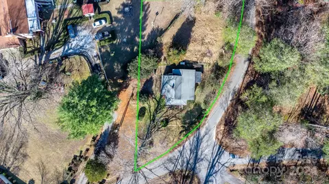View/Area - 811 Markham Rd, Tryon, NC 28782 photo 1 of 5