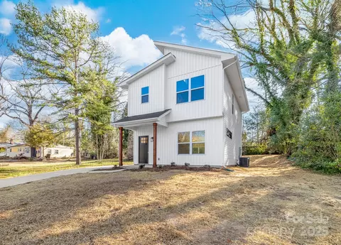 211 Chestnut St, Shelby, NC 28150