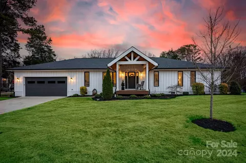 117 Spring Run Dr, Mooresville, NC 28117