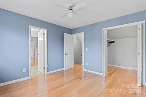 Bedroom - 511 Nellie John Dr, Clyde, NC 28721 photo 6 of 6