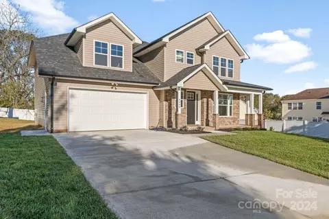 4444 Triumph Sw Dr SW, Concord, NC 28027