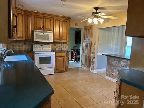 155 Stanwyck Rd, Salisbury, NC 28147 photo 5