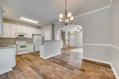 306 Tinderbox Ln, Fort Mill, SC 29708 photo 8