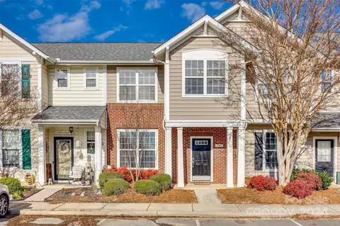 306 Tinderbox Ln, Fort Mill, SC 29708