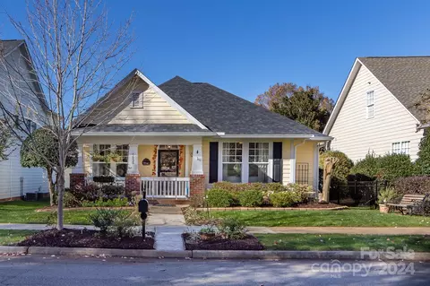 6635 Old Magnolia Ln, Mint Hill, NC 28227