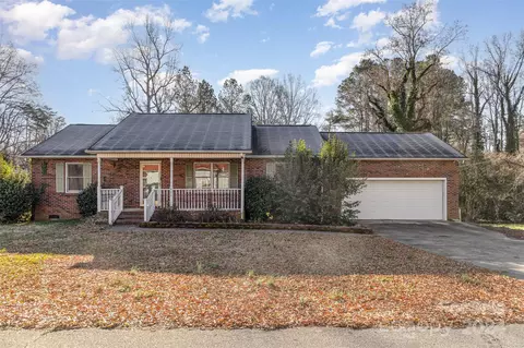 401 W Ballard St, Cherryville, NC 28021