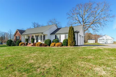 910 Island Ford Rd, Maiden, NC 28650