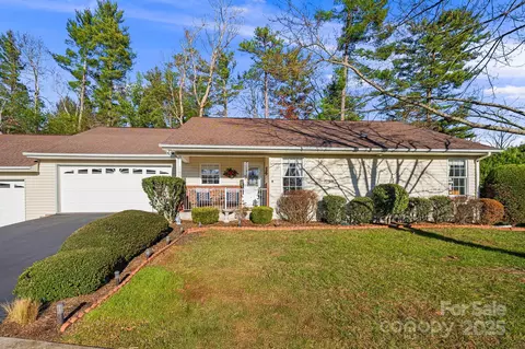 142 Allen Paul Dr, Hendersonville, NC 28791