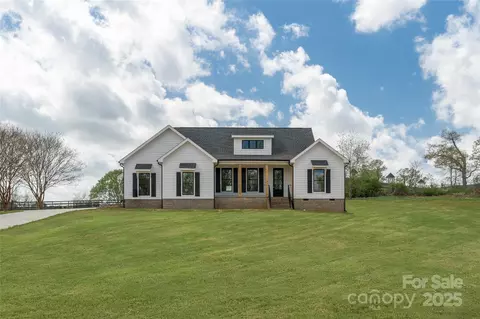 2657 Polo Ln, Maiden, NC 28650