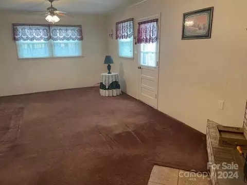 Living - 4024 Stack Rd, Monroe, NC 28112 photo 3 of 5