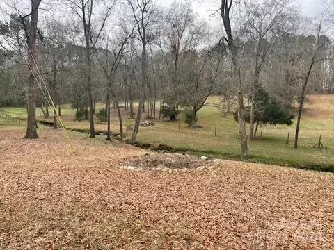 Exterior - 4024 Stack Rd, Monroe, NC 28112 photo 8 of 12