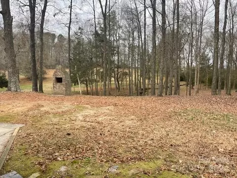 Exterior - 4024 Stack Rd, Monroe, NC 28112 photo 4 of 12