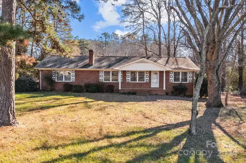 800 Peachtree Rd, Charlotte, NC 28216
