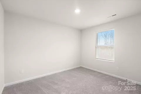 Bedroom - 180 Four Andrews Dr, Harmony, NC 28634 photo 3 of 10