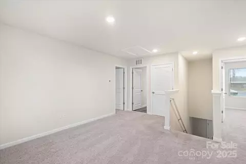Entry Way - 180 Four Andrews Dr, Harmony, NC 28634 photo 3 of 4