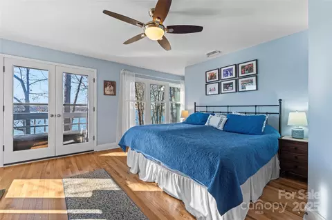 Bedroom - 401 Northwest Dr, Davidson, NC 28036 photo 1 of 7