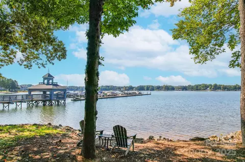 View/Area - 401 Northwest Dr, Davidson, NC 28036 photo 1 of 3