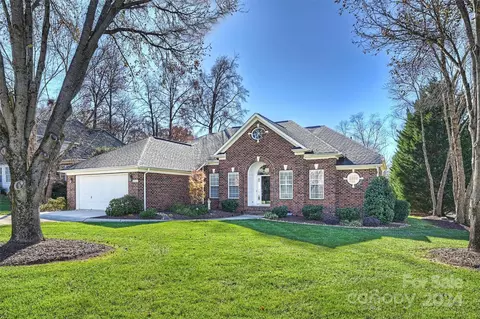 9302 Brown Gelly Dr, Huntersville, NC 28078