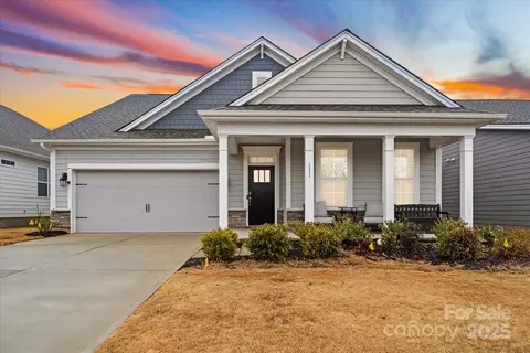 111 N Shayna Rd, Troutman, NC 28166