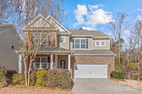14132 Green Birch Dr, Pineville, NC 28134