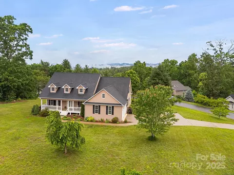 198 Double Brook Dr, Weaverville, NC 28787