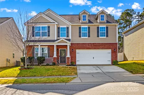 132 Kingsway Dr, Mooresville, NC 28115
